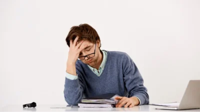 University Students' Mental Health: Balancing Social and Academic Pressures